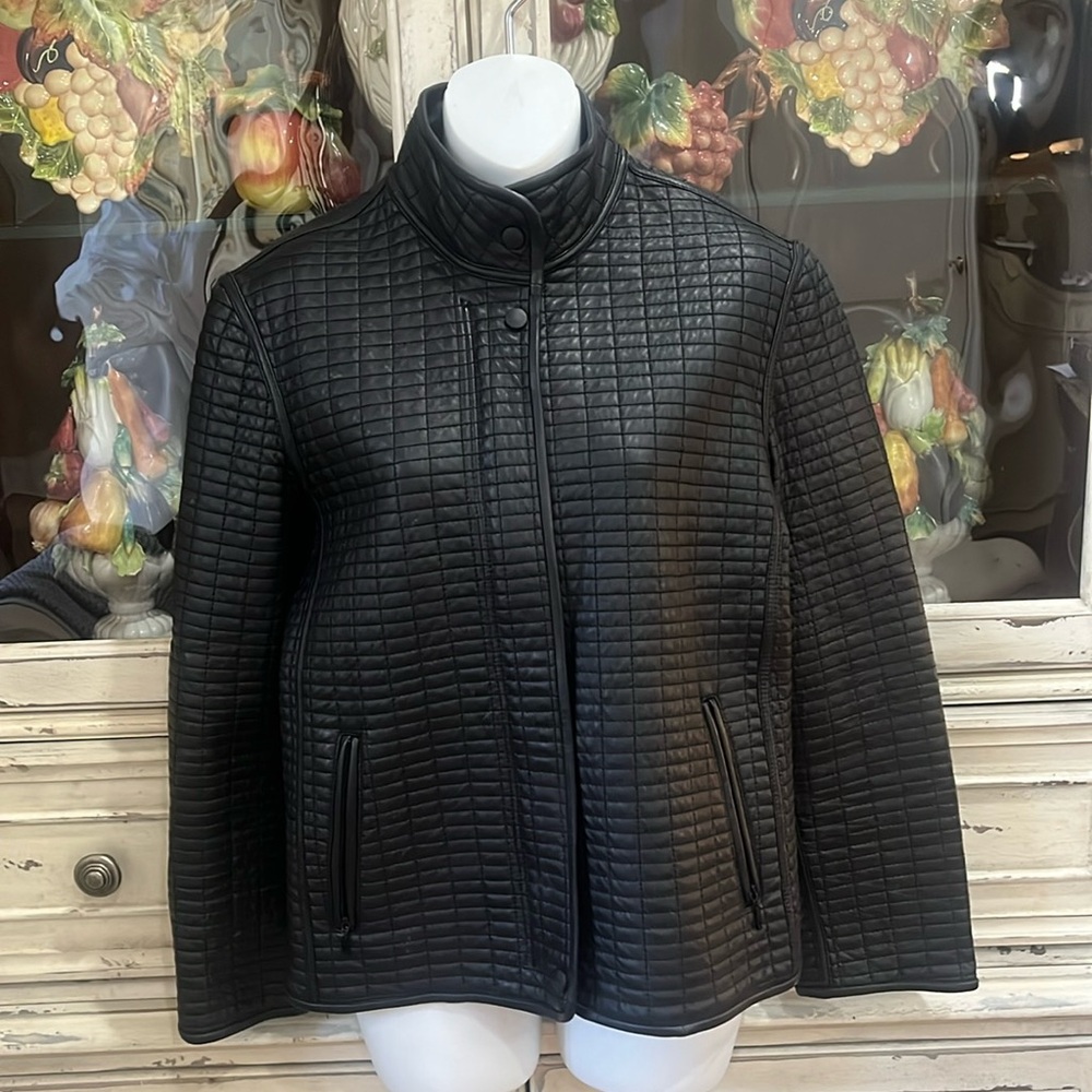 Hilary Radley black faux leather her quilted jacket SzPS